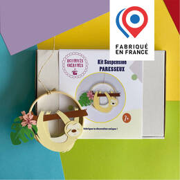 KIT CRÉATIF - fabrique une déco PARESSEUX et son bébé sur un cercle en bois - à coller