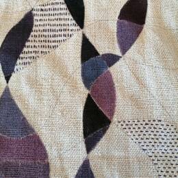 Housse de Coussin en Lin Ancien, Peinture & Broderie Main Violet