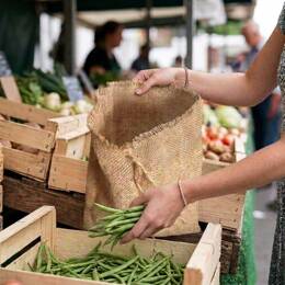 Sac à légumes en toile de jute upcyclée