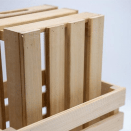 Caisse de rangement en bois massif