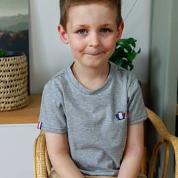 Le petit Authentique gris