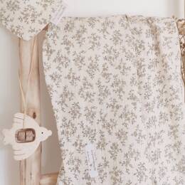 Grand lange bébé "Louison" en double gaze de coton BIO écru à fleurs