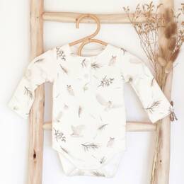 Body bébé "Sacha" à manches longues et col pressionné en jersey de coton soyeux écru "Hedwige"