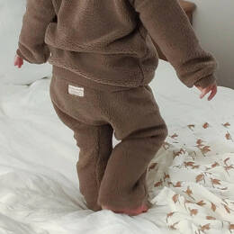 Pantalon bébé cocooning ourson Naël en fausse fourrure mouton sherpa chocolat