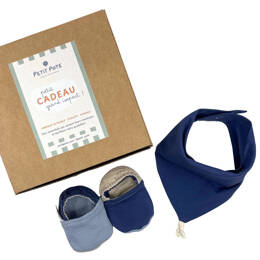 Coffret naissance Chaussons + Bavoir