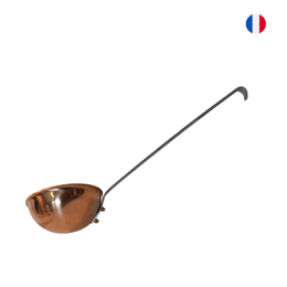 Louche en cuivre