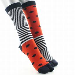 Chaussettes Tabi en coton pois et rayures asymétriques