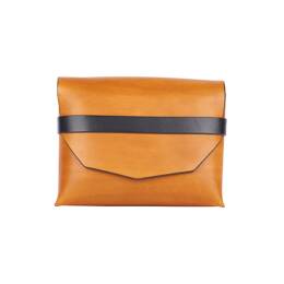 Petit sac à main en cuir clair