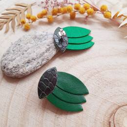Dahlia - Boucles d'oreilles en bois et en cuir - Dahlia Vert