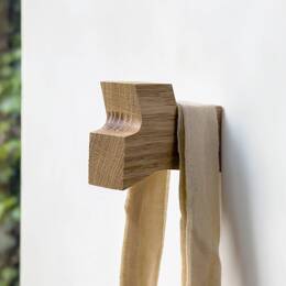 Racine - Patère et butée de porte en chêne