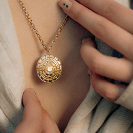 Collier long talisman