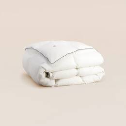 Couette 140x200 cm - 50% duvet et plumes 50% microfibres - Moelleuse - Toute saison - Fabriquée en France - Garantie 5 ans - Tediber