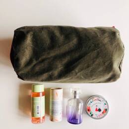 Trousse de toilette en velours kaki et rouge