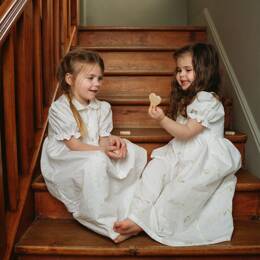 Chemise de nuit manche courte col claudine