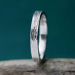 Bague 3 mm motif Bois en argent 925 recyclé pour femme et pour homme