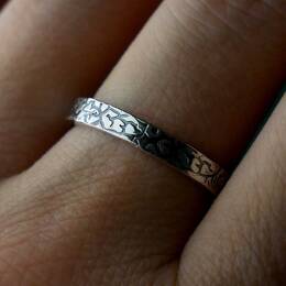 Bague 3 mm Lichen patiné en argent 925 recyclé pour femme et pour h