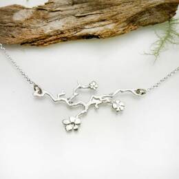 Collier fleurs de Prunus en argent massif 925/1000