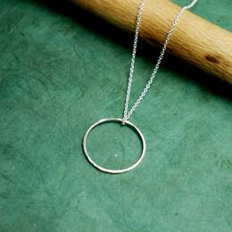 Collier rond fin Maya en argent 925 recyclé et surcyclé