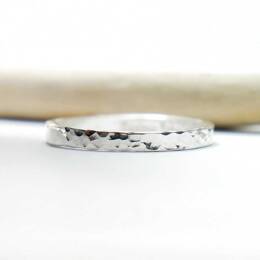 Alliance empilable martelée argent 925 recyclé