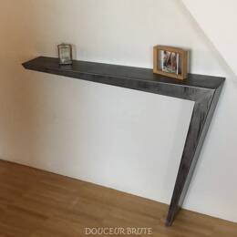 Console design minimaliste en métal "NAOS"