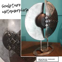 Sculpture en métal et bois  "METAMORPHOSE" 