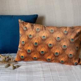 Coussin velours plumes paon orange