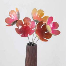 Grandes fleurs artisanales en acier - Nuances de rose pastel - lot de 5