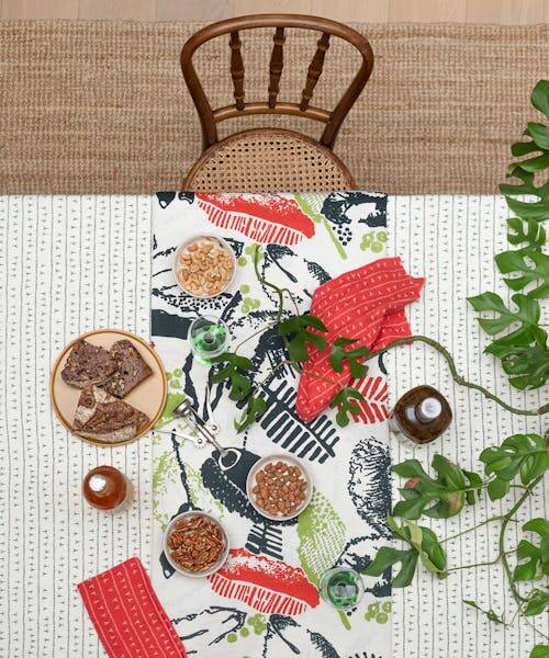 Linge de table, nappe, serviette et chemin de table, colorés et Made in France de la marque Sabià