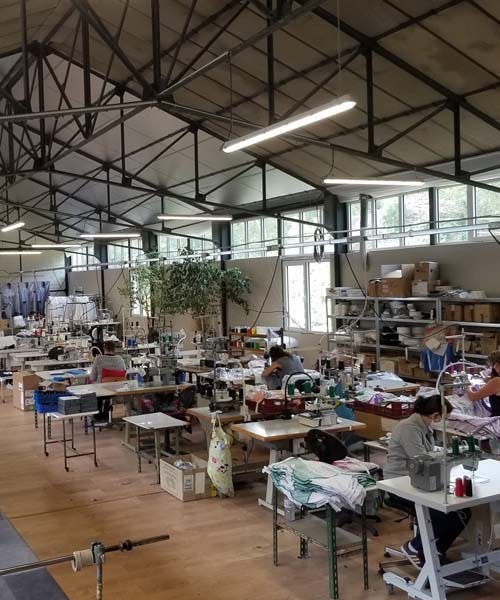 Ateliers CIT Dessaint, spécialistes des produits textiles de sport, religion et de communication.
