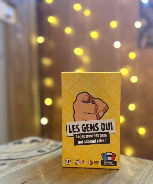 Boite du jeu édité par Chouic  "Les gens qui" : le jeux pour les gens qui adorent râler.