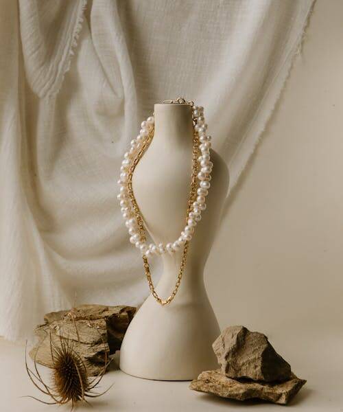 Gisel b fabrique des bijoux avec en perles