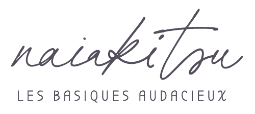 Logo de la marque Naiakitsu fabricant de vêtements transformables et fabriqués en France.
