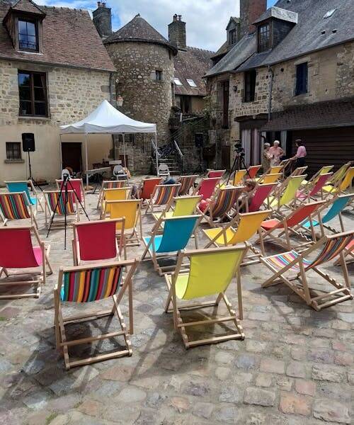 Photo des transats fabriqués en Normandie par l'Établissement Gilbert.