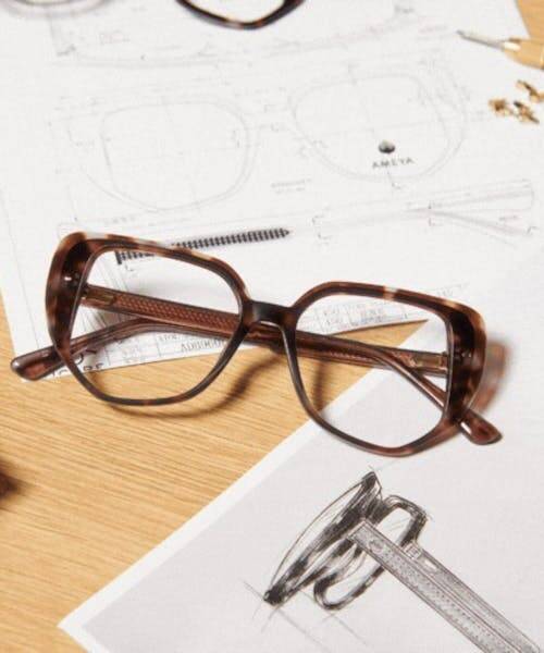 Photo lunettes de vue fabriquée en France de la collection AMEYA.