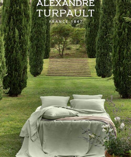 Parure de lit kaki fabriqué en France par Alexandre Turpault.