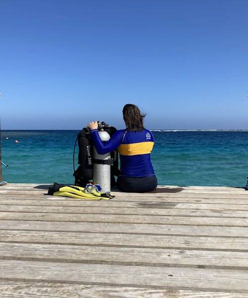 Lycra écoresponsable et de qualité pour une plongée confort.