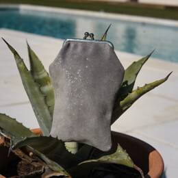 Étui à Lunettes Reine