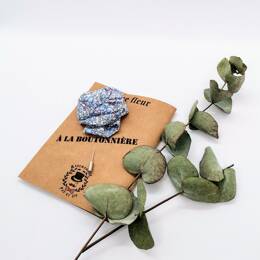 Boutonnière en Liberty Eloise Bleu