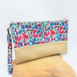 Pochette à main en Liberty Poppy And Daisy canard