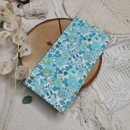 Protège livret de famille en Liberty Betsy Mint and Lemon