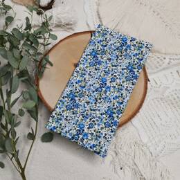 Protège livret de famille en Liberty Emma and Georgina Rana