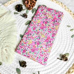 Protège livret de famille en Liberty Emma and Georgina Hibiscus