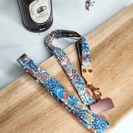 Lanière de téléphone en Liberty Margaret Annie Camel