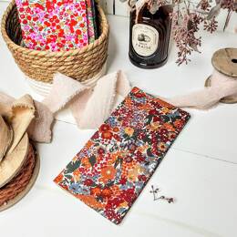 Protège livret de famille en Liberty Margaret Annie Ecureuil