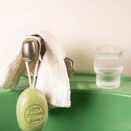 Savon Ovale sur Corde Verveine avec exfoliant 200g