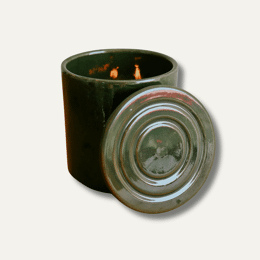 Bougie à la Fleur de Tubéreuse dans son pot en céramique 180g