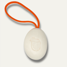 Savon Galet sur corde au Lait de Chèvre et Karité 100g