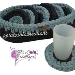 LOT DESSOUS DE VERRES ET PANIER