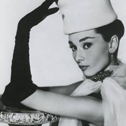 Tableau  Audrey Hepburn imprimé sur toile 40x60 cm