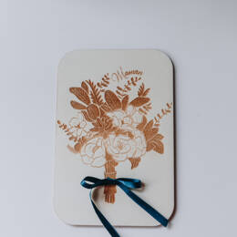 La carte Bouquet en bois